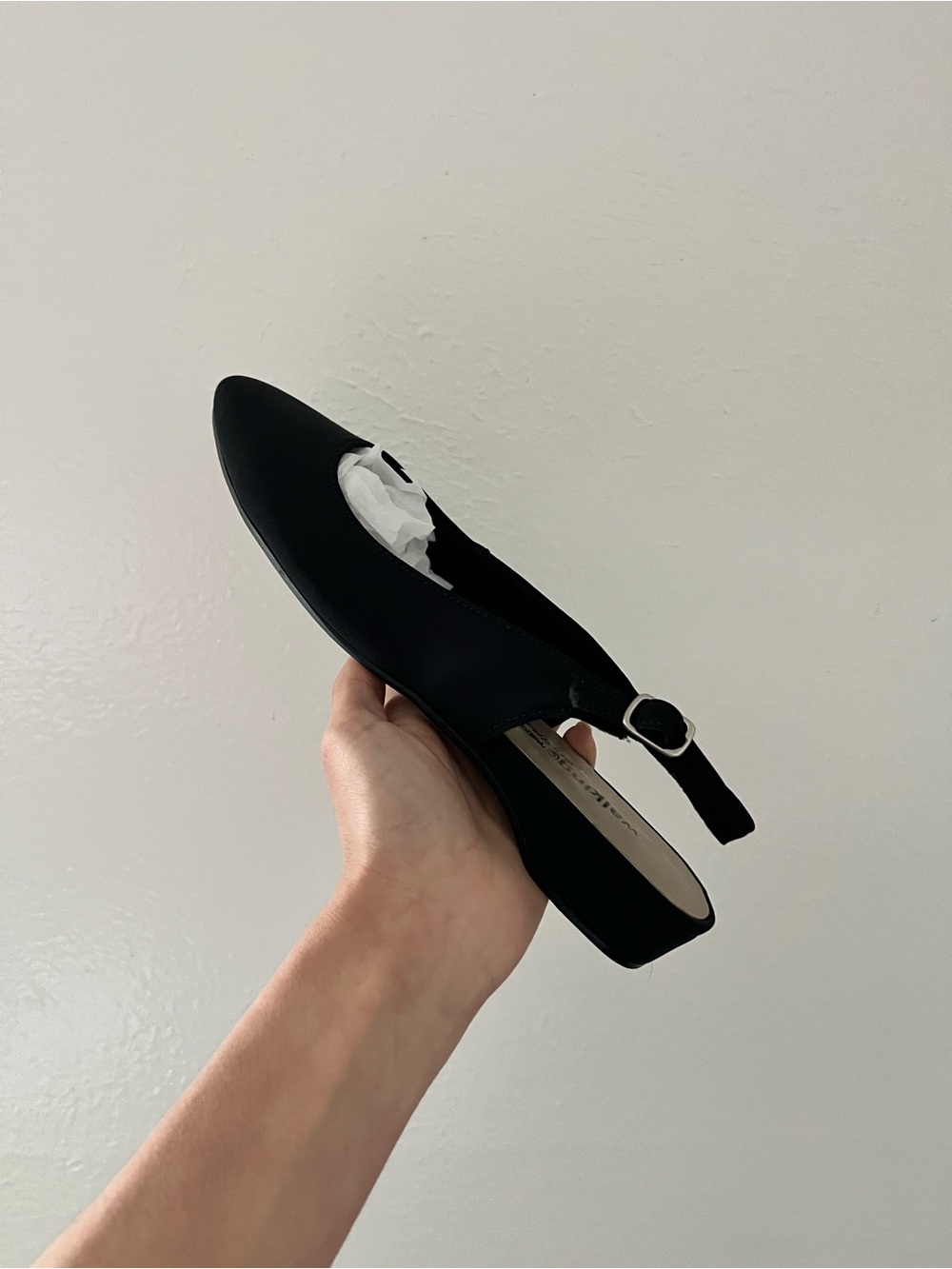 Walking Cradles Women's Parasol Black Pointed Toe Flats Size 9